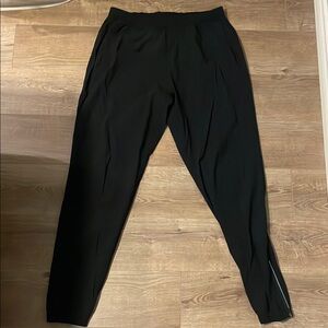 Black Lululemon Tapered trackpants with Elastic Waistband